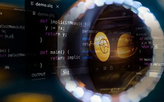 顺德 ,php声明和调用变量的符号是什么？